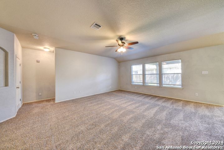 3510 ALONZO FLDS   Converse TX 78109-3538