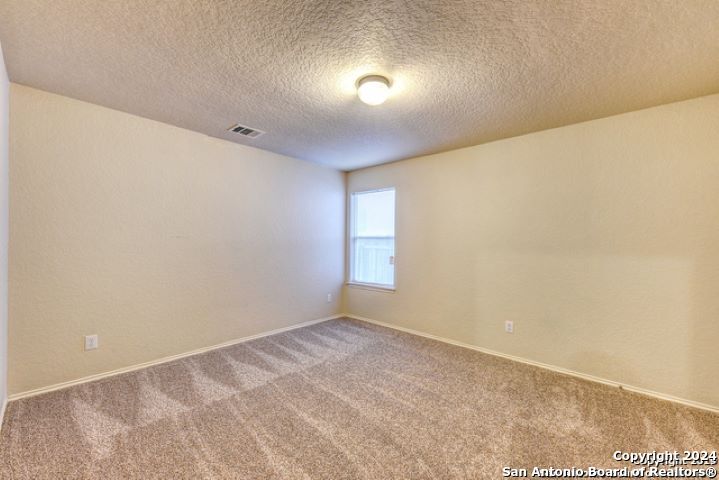 3510 ALONZO FLDS   Converse TX 78109-3538
