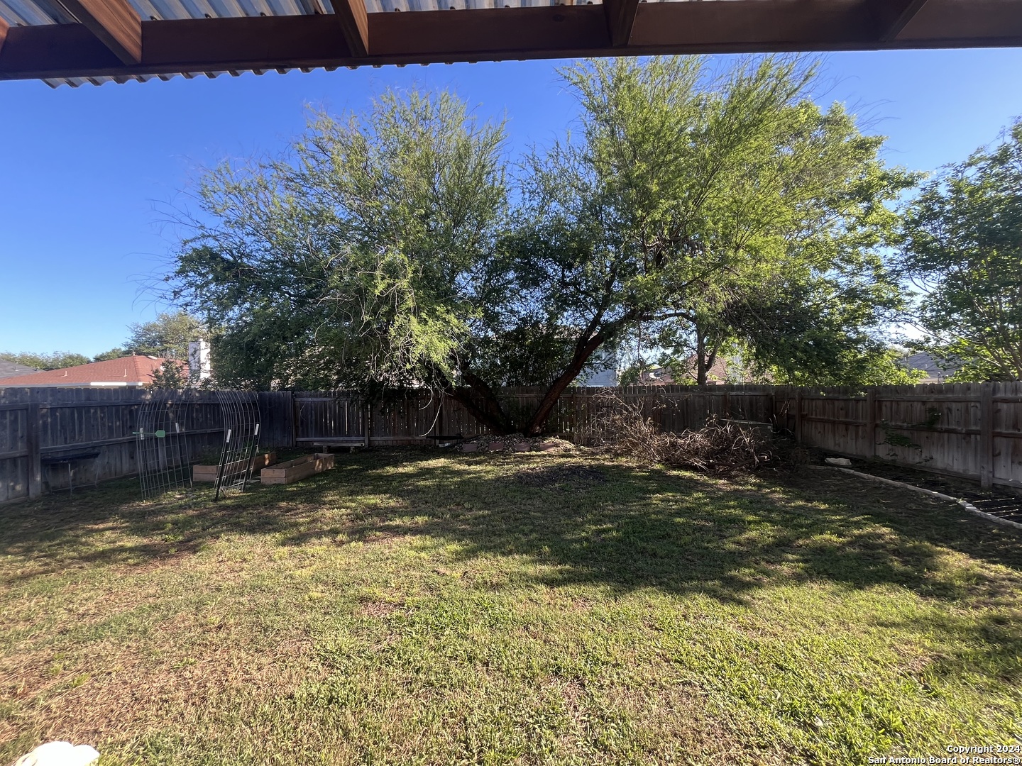 8515 RITA BLANCA ST   Converse TX 78109-3581