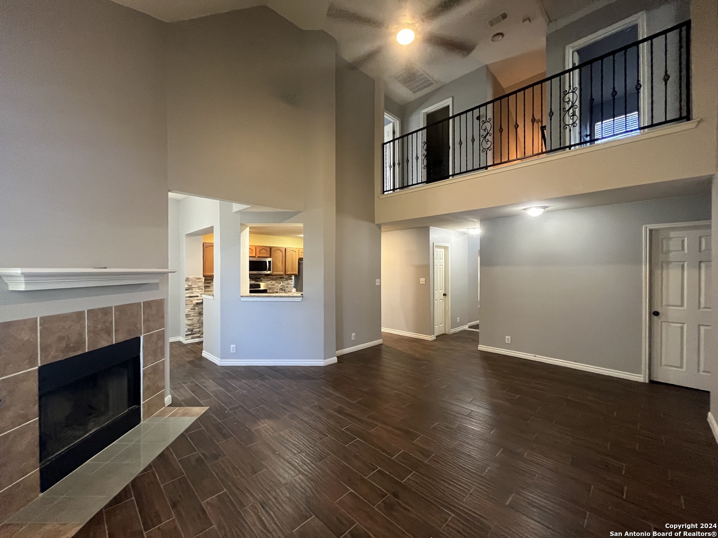 8515 RITA BLANCA ST   Converse TX 78109-3581