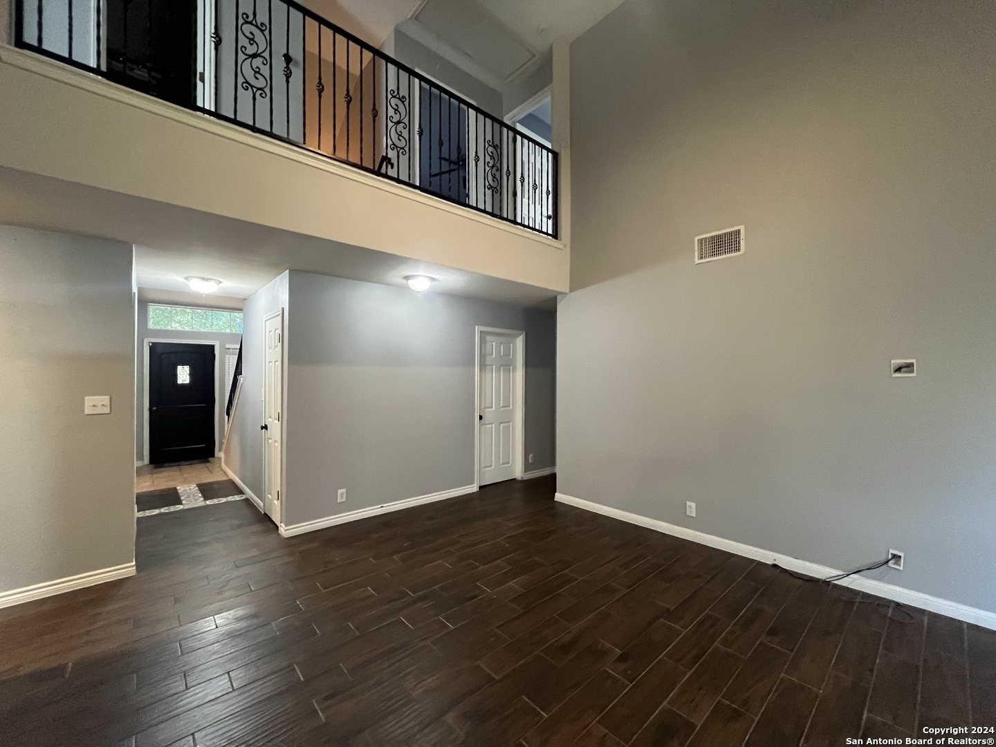 8515 RITA BLANCA ST   Converse TX 78109-3581