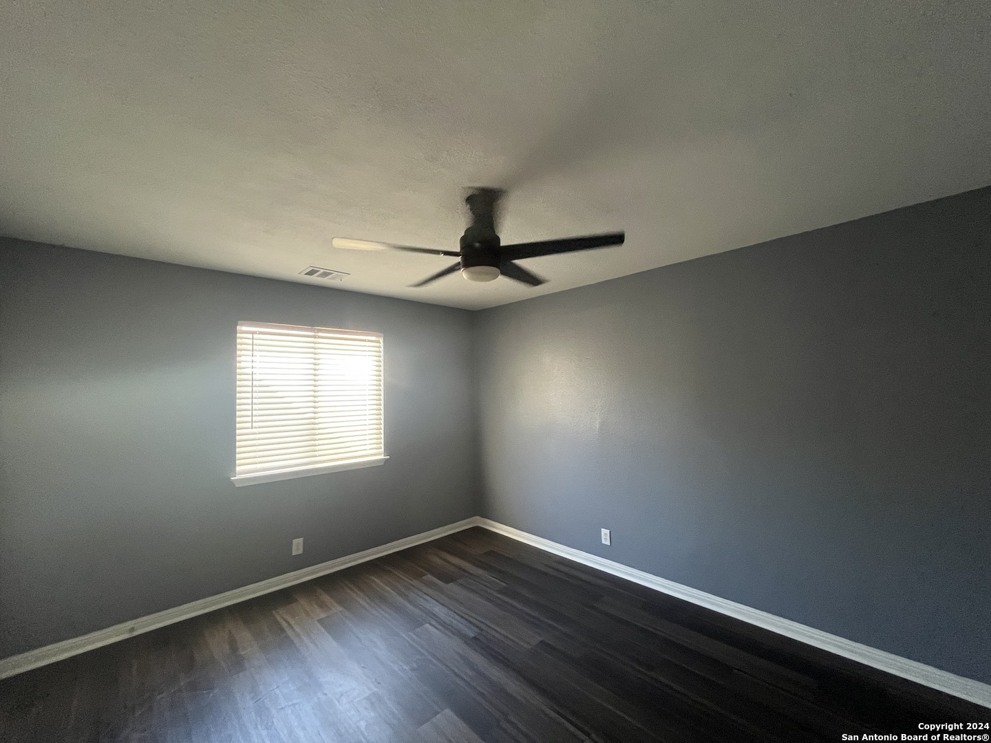 8515 RITA BLANCA ST   Converse TX 78109-3581