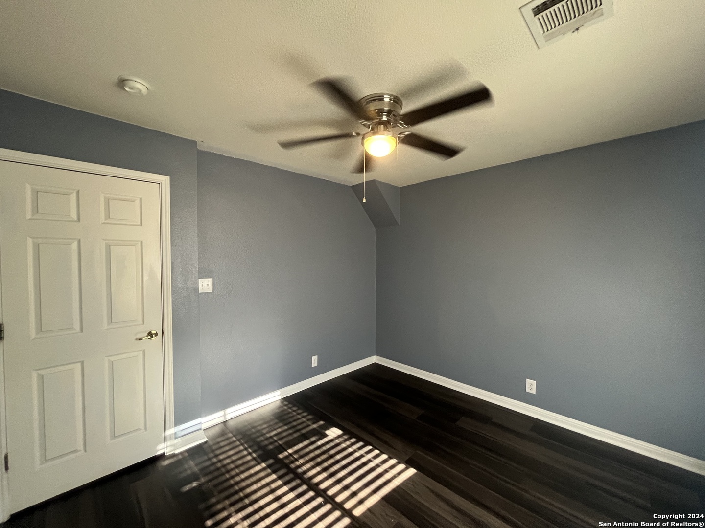 8515 RITA BLANCA ST   Converse TX 78109-3581