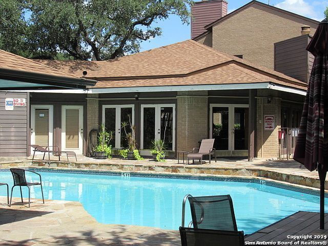 Photo of 8611 Datapoint Dr in San Antonio, TX