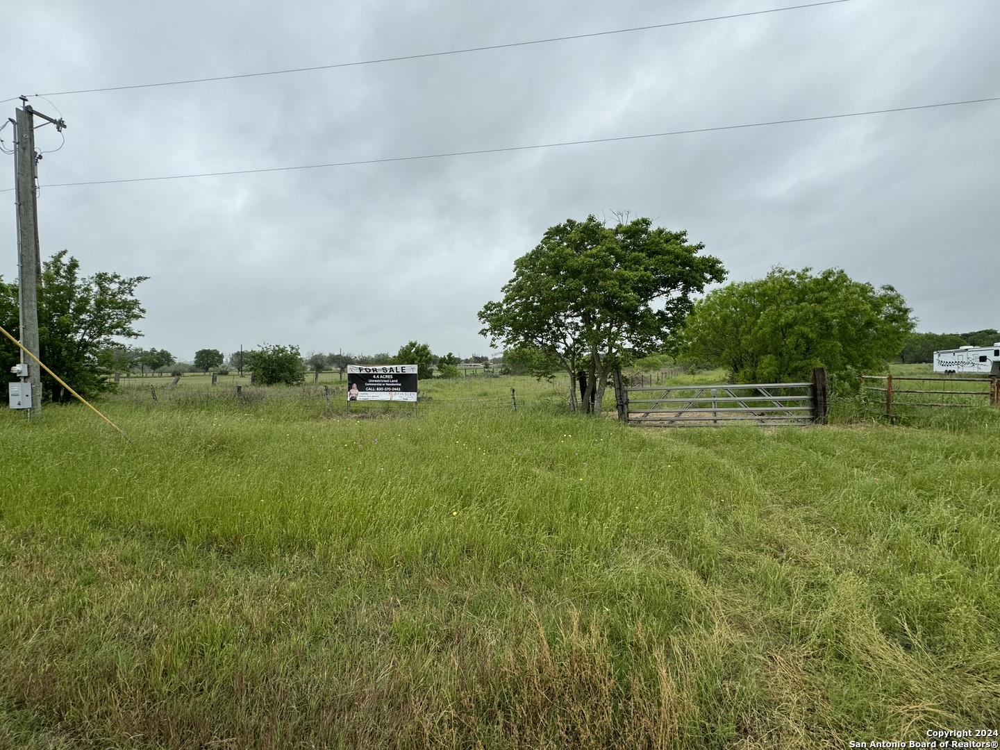 Photo of 3431 W Loop 1604 in Adkins, TX