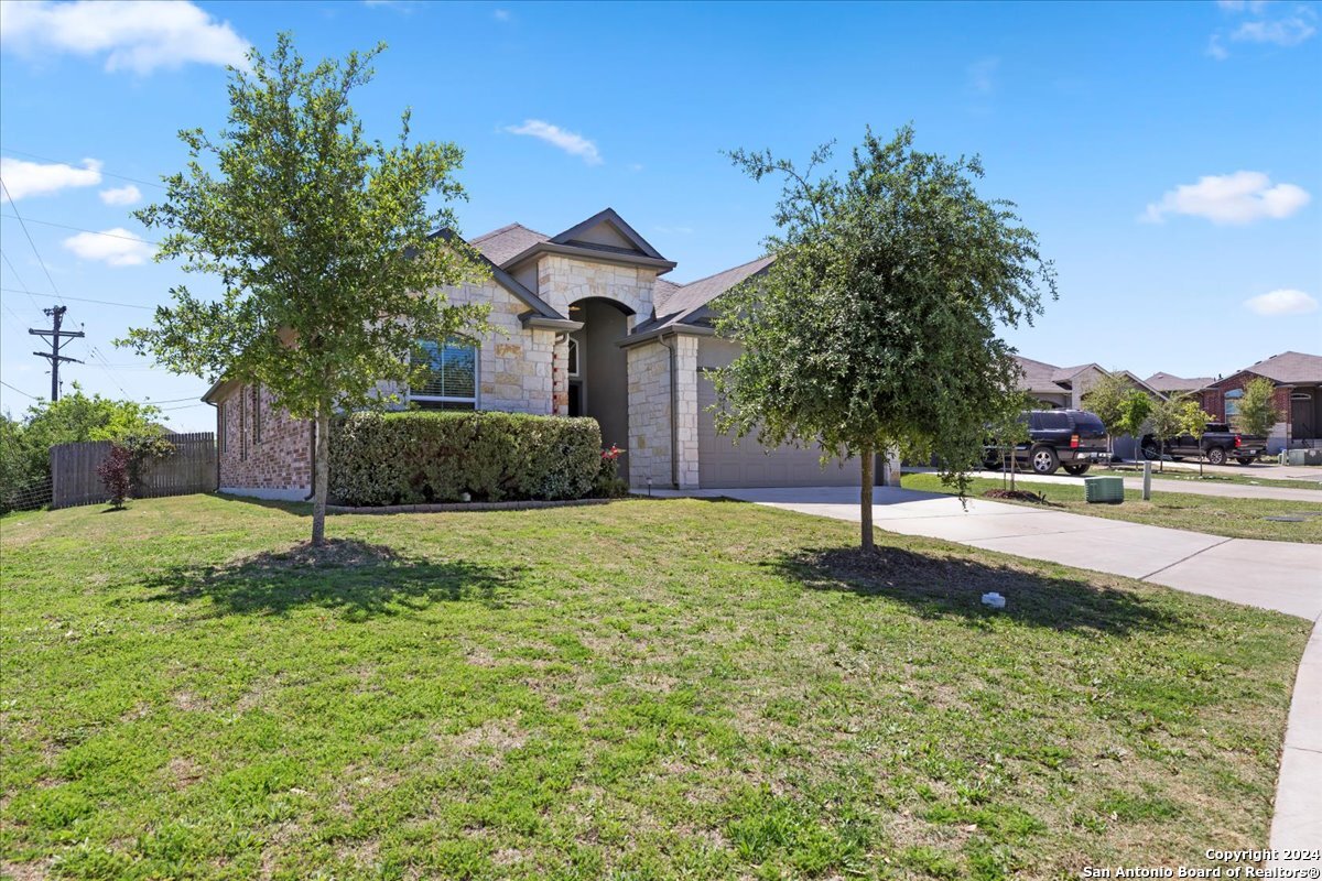 Photo of 525 San Jacinto Dr in New Braunfels, TX
