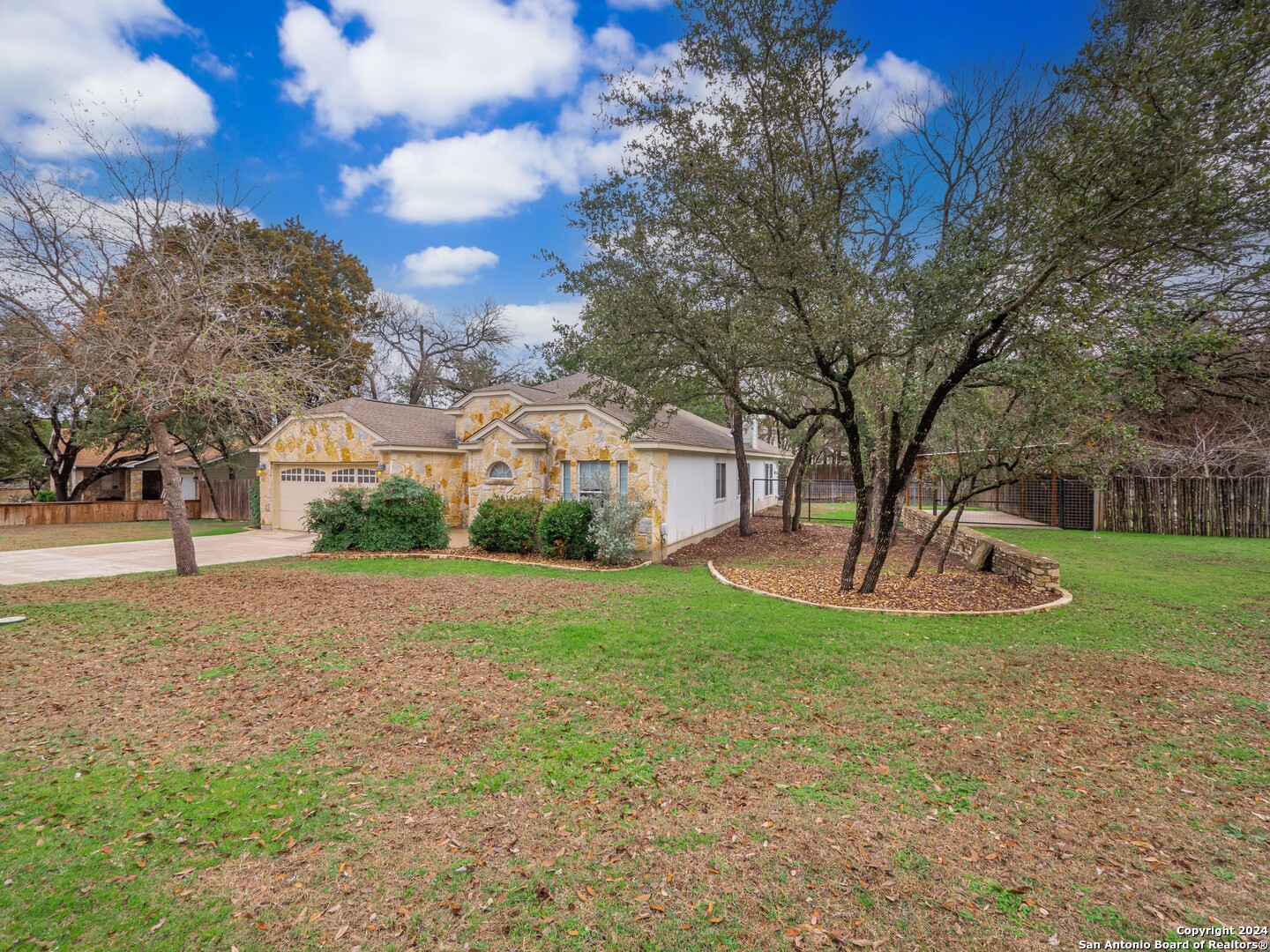 Photo of 17 Country Pl in Wimberley, TX