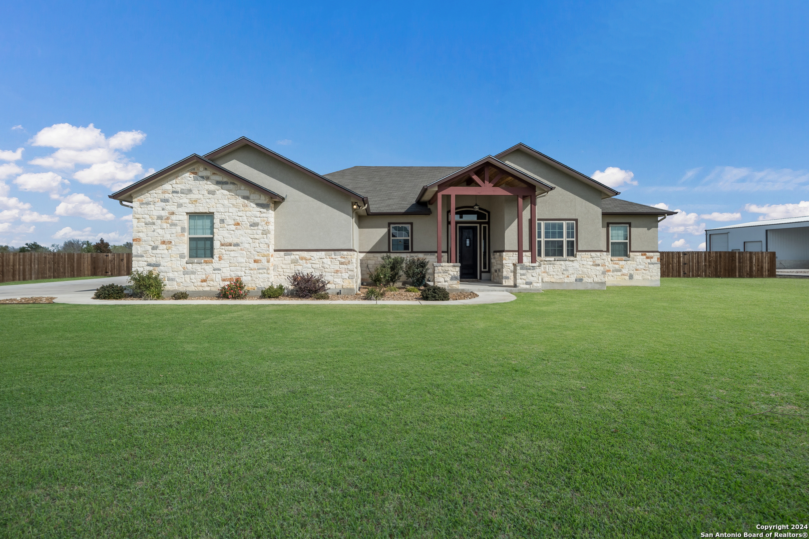 Photo of 177 Sienna Woods in Marion, TX