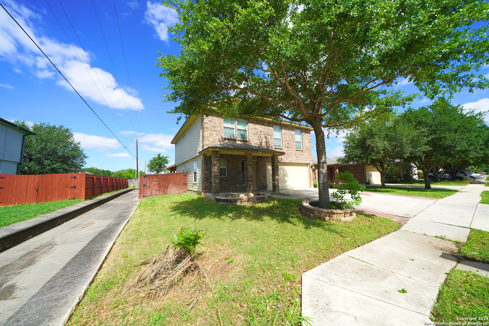 523 DIANA DR   Converse TX 78109-1134