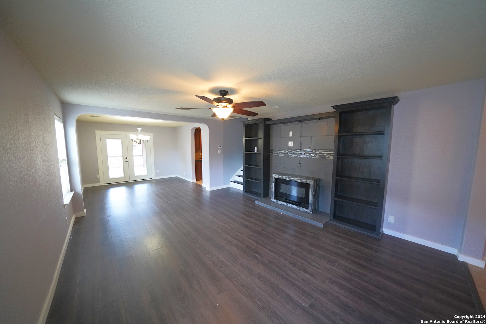 523 DIANA DR   Converse TX 78109-1134
