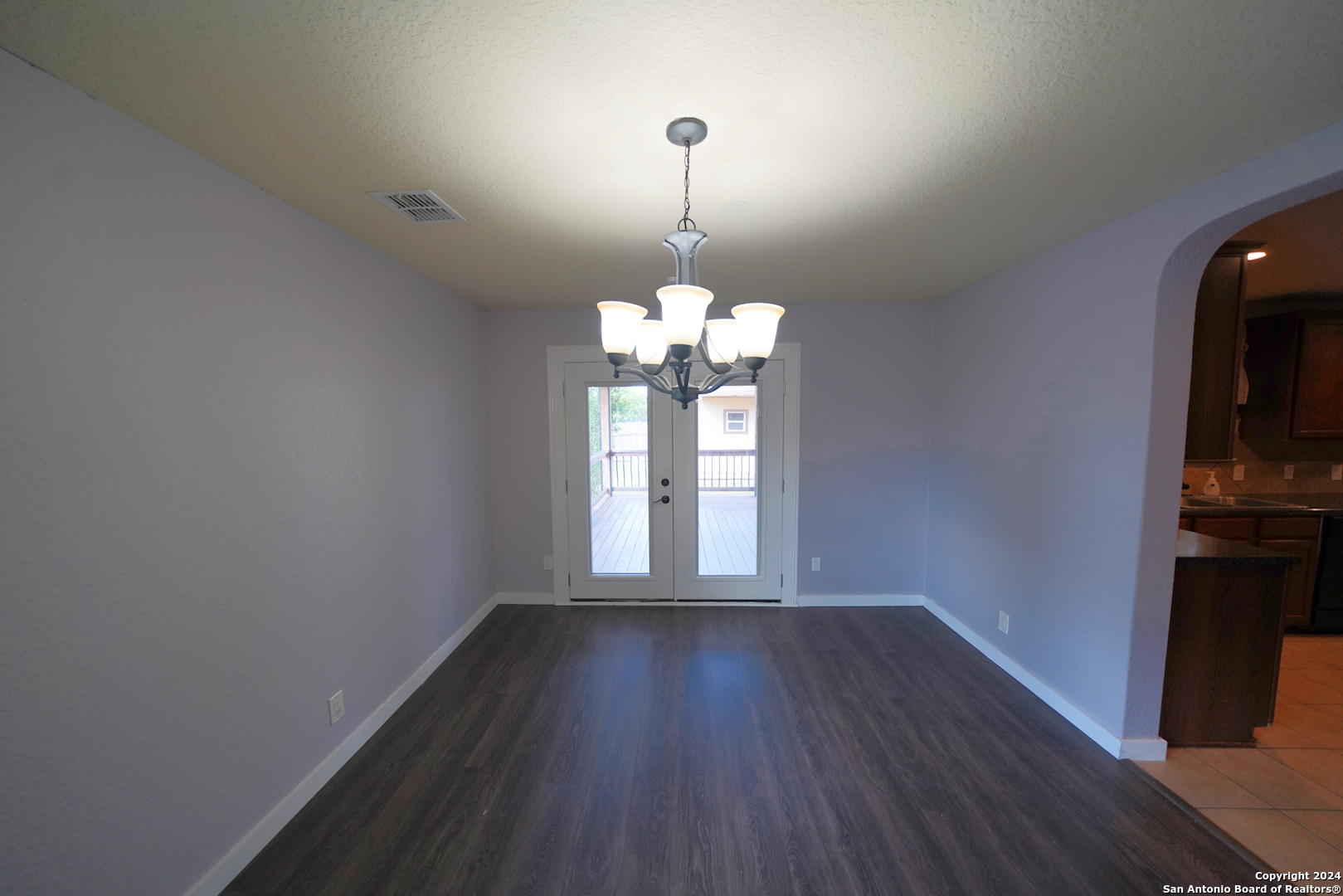 523 DIANA DR   Converse TX 78109-1134