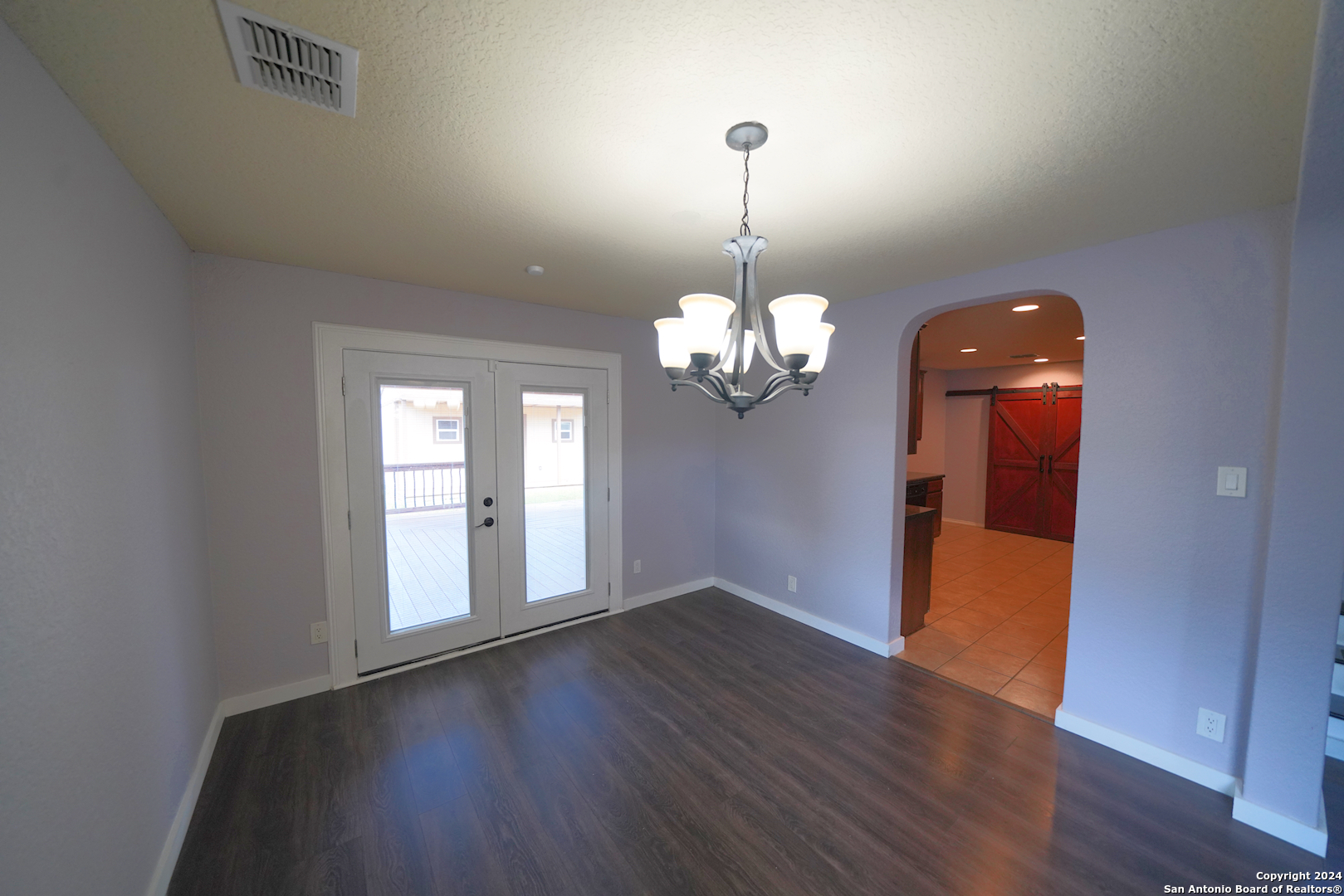 523 DIANA DR   Converse TX 78109-1134