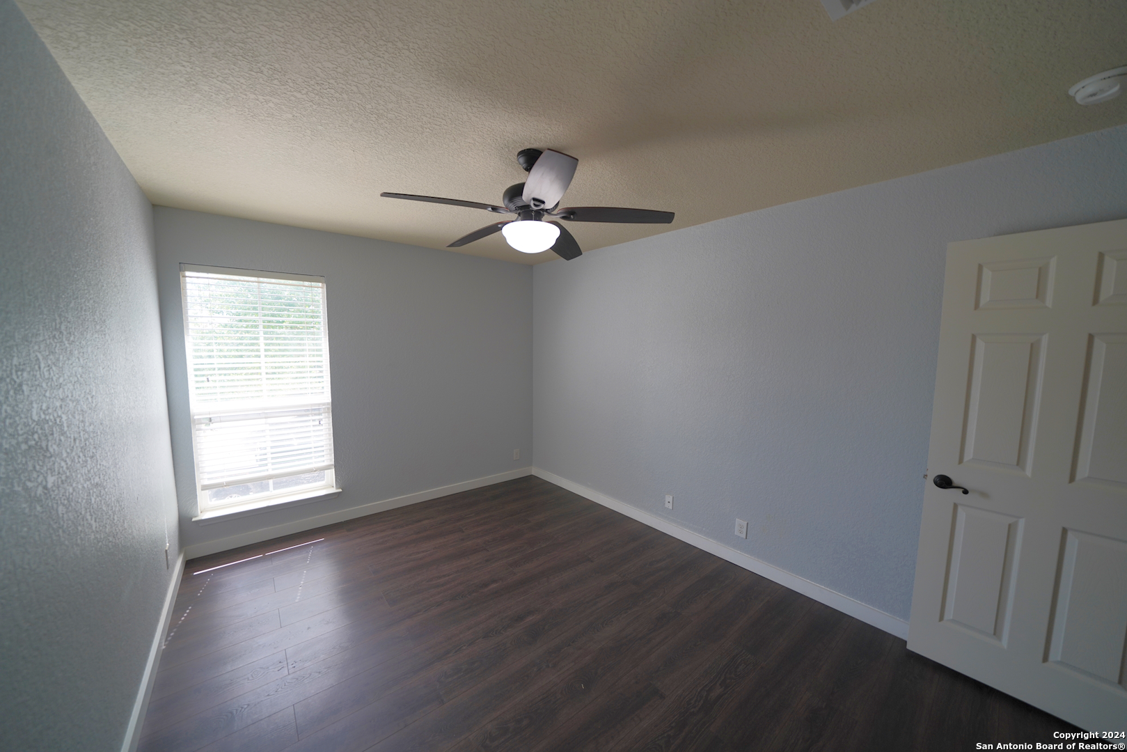 523 DIANA DR   Converse TX 78109-1134