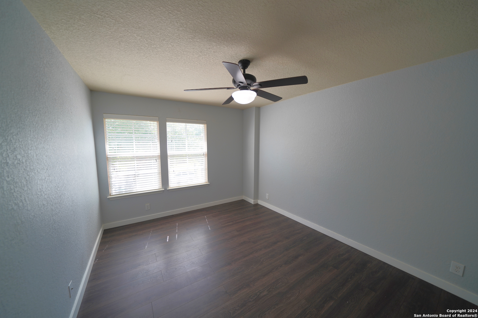 523 DIANA DR   Converse TX 78109-1134
