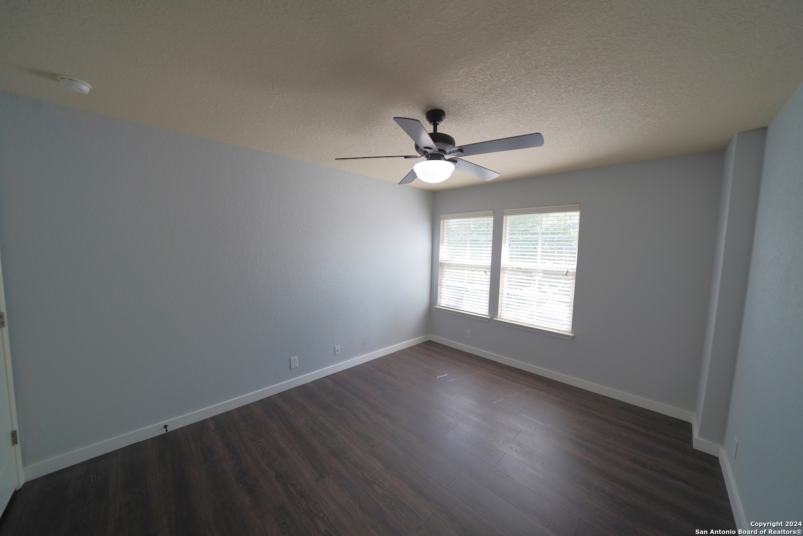 523 DIANA DR   Converse TX 78109-1134