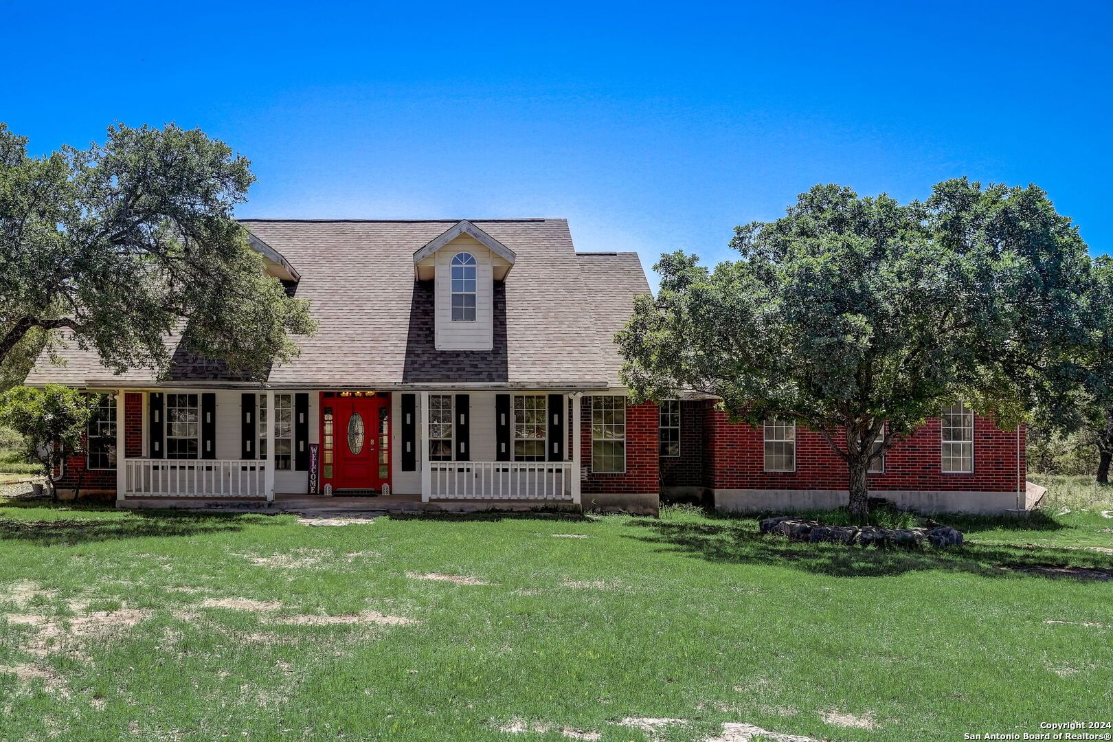 Photo of 3100 Rolling Oaks Dr in New Braunfels, TX