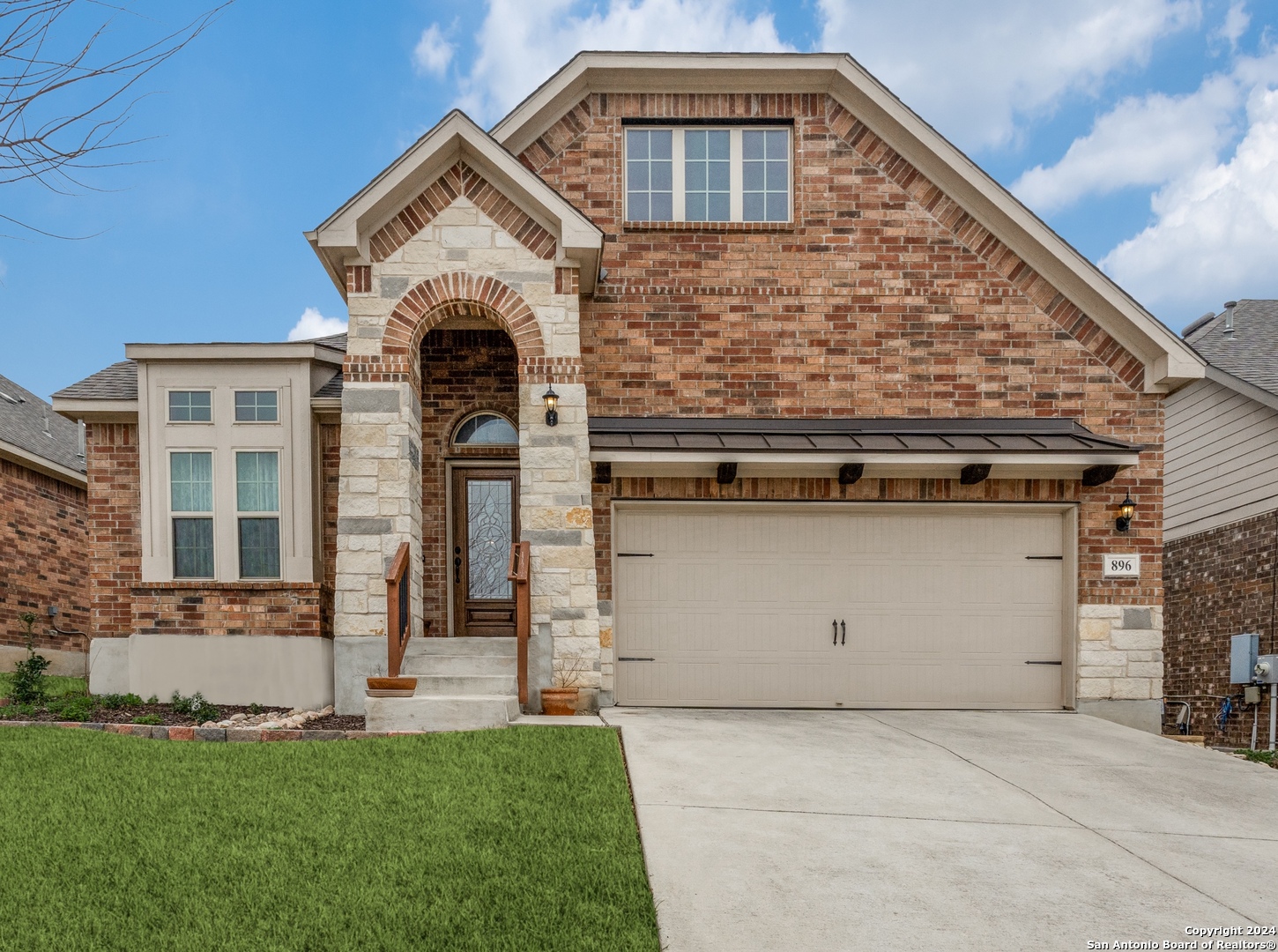 Photo of 896 Highland Vis in New Braunfels, TX