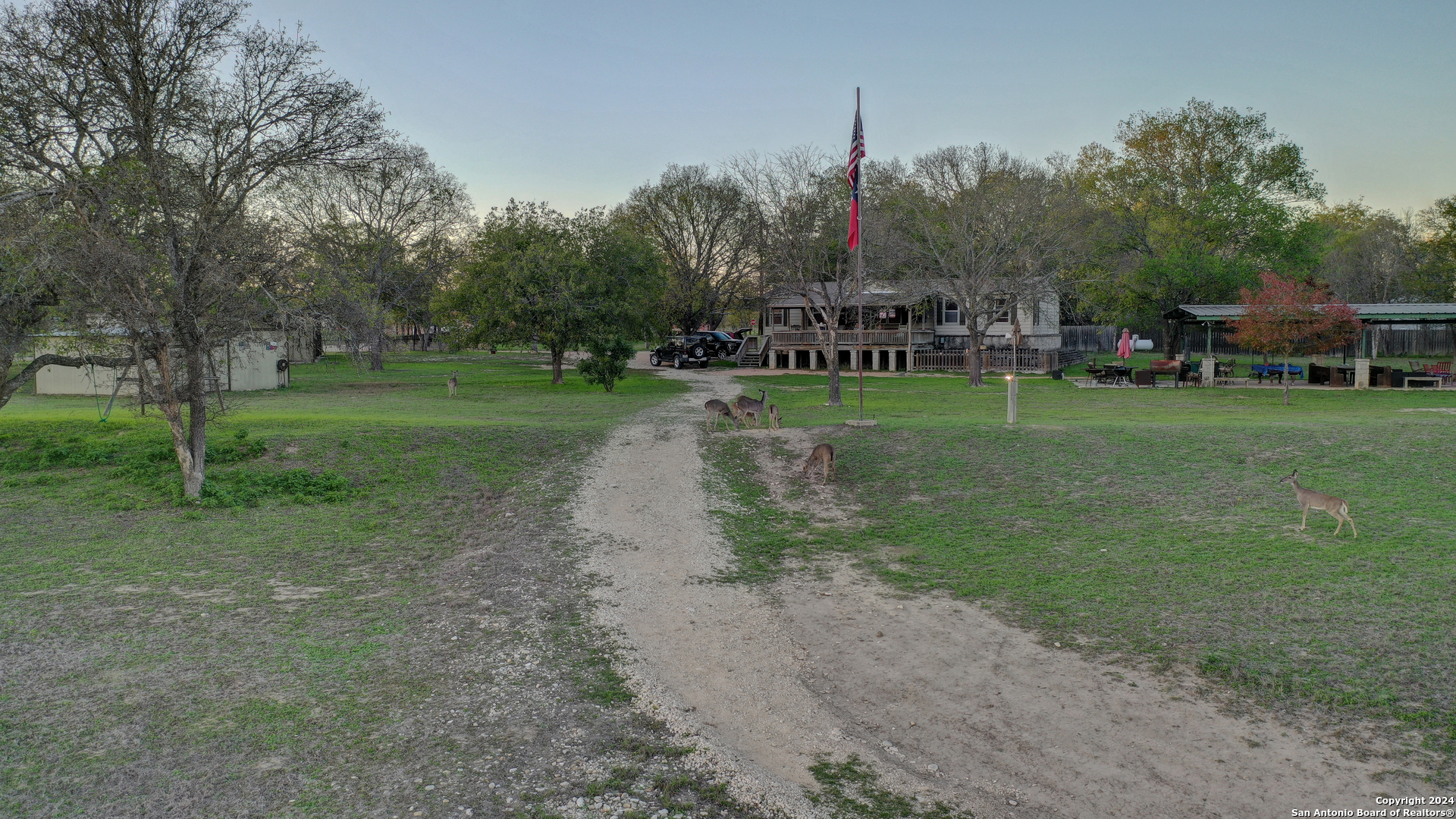 Photo of 112 Stubblefield Rd in Center Point, TX