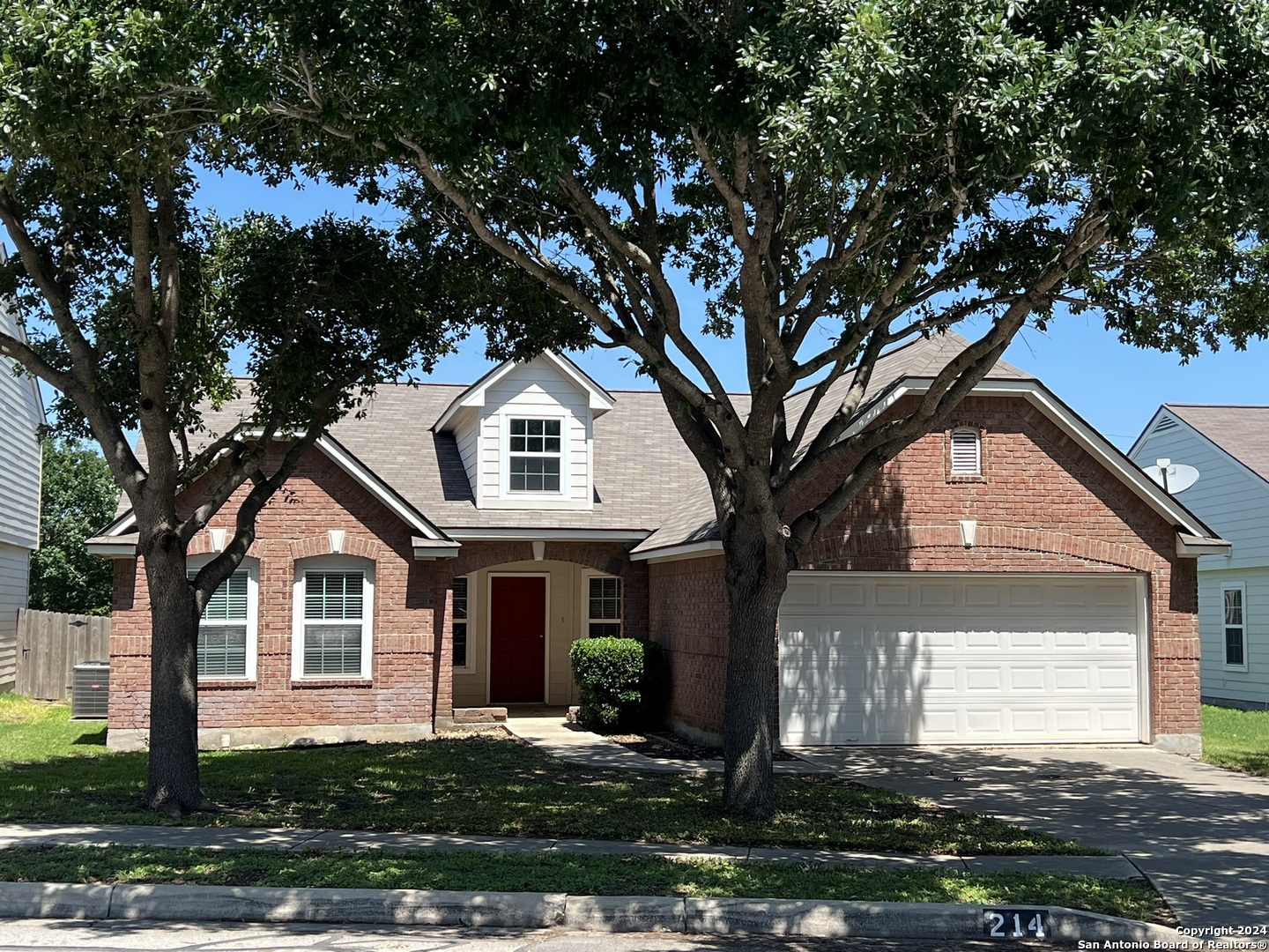 Photo of 214 Carnousty Dr in Cibolo, TX