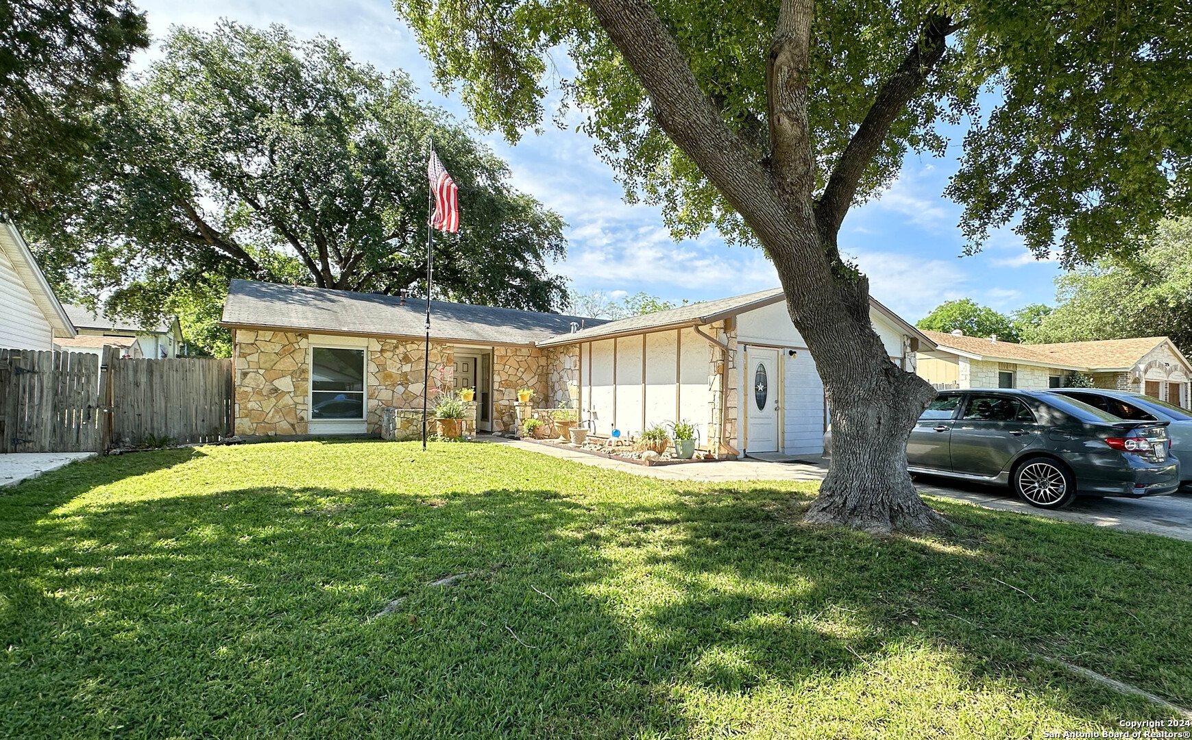 Photo of 3730 Pipers Field St in San Antonio, TX