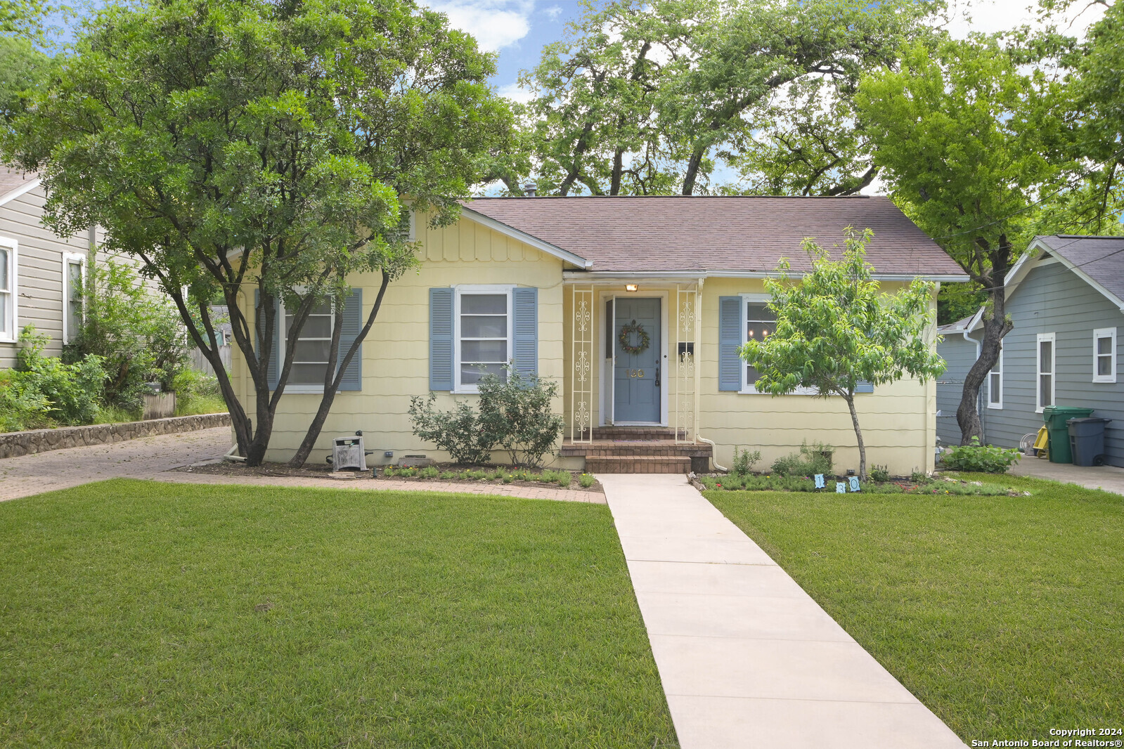 Photo of 130 College Blvd in Alamo Heights, TX