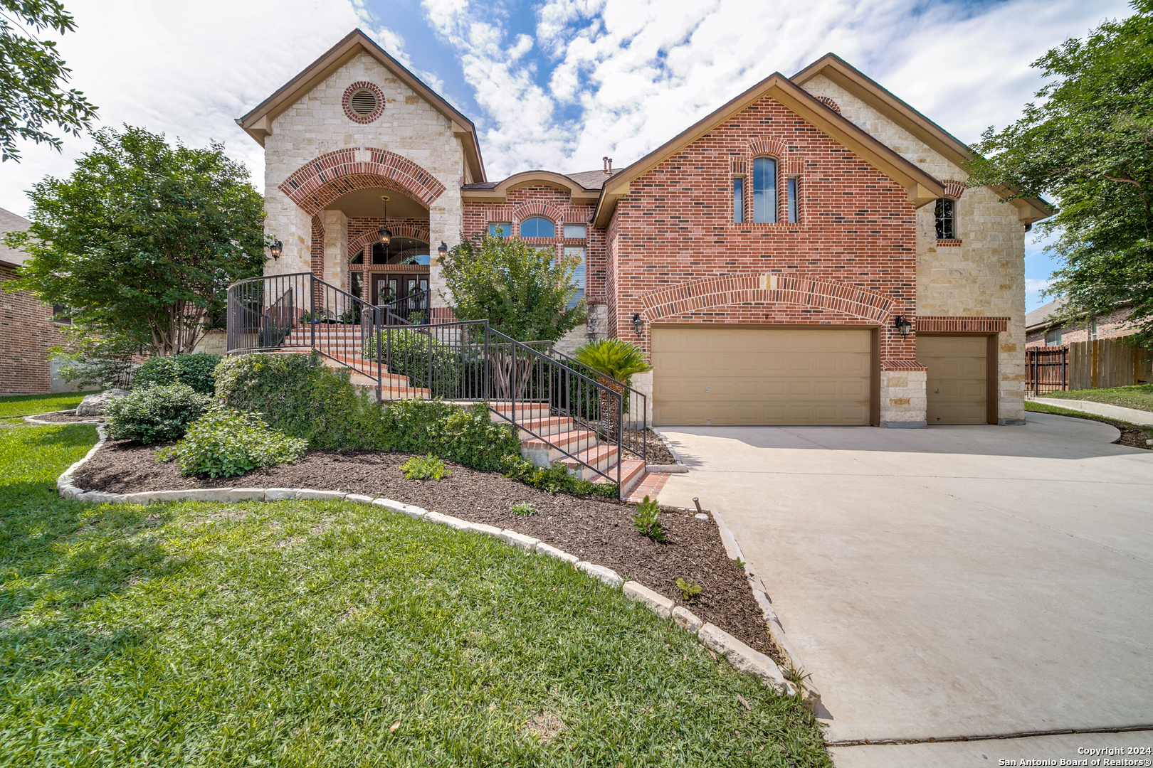 Photo of 9603 French Walk in Helotes, TX