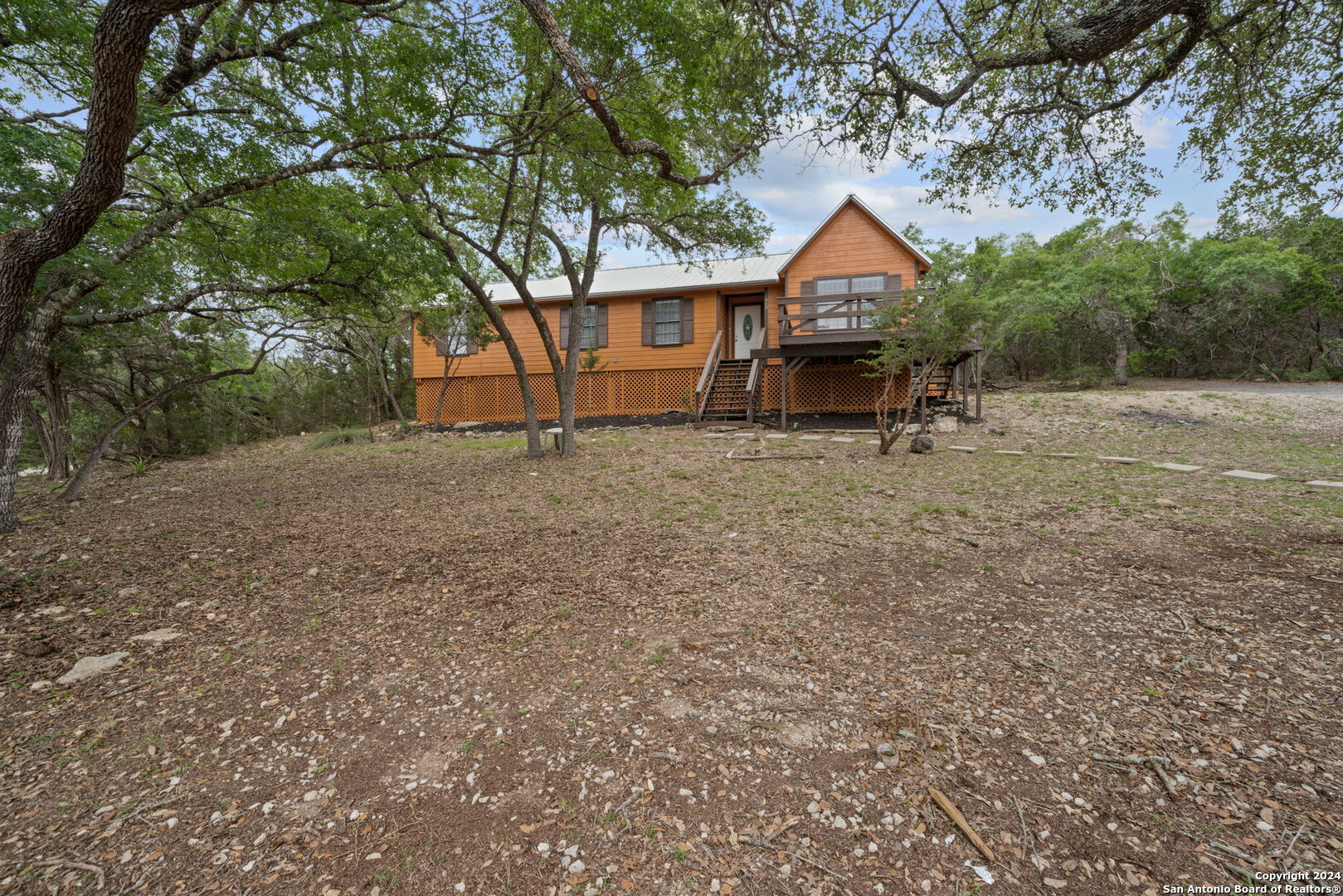 Photo of 613 Firefly Dr in Canyon Lake, TX