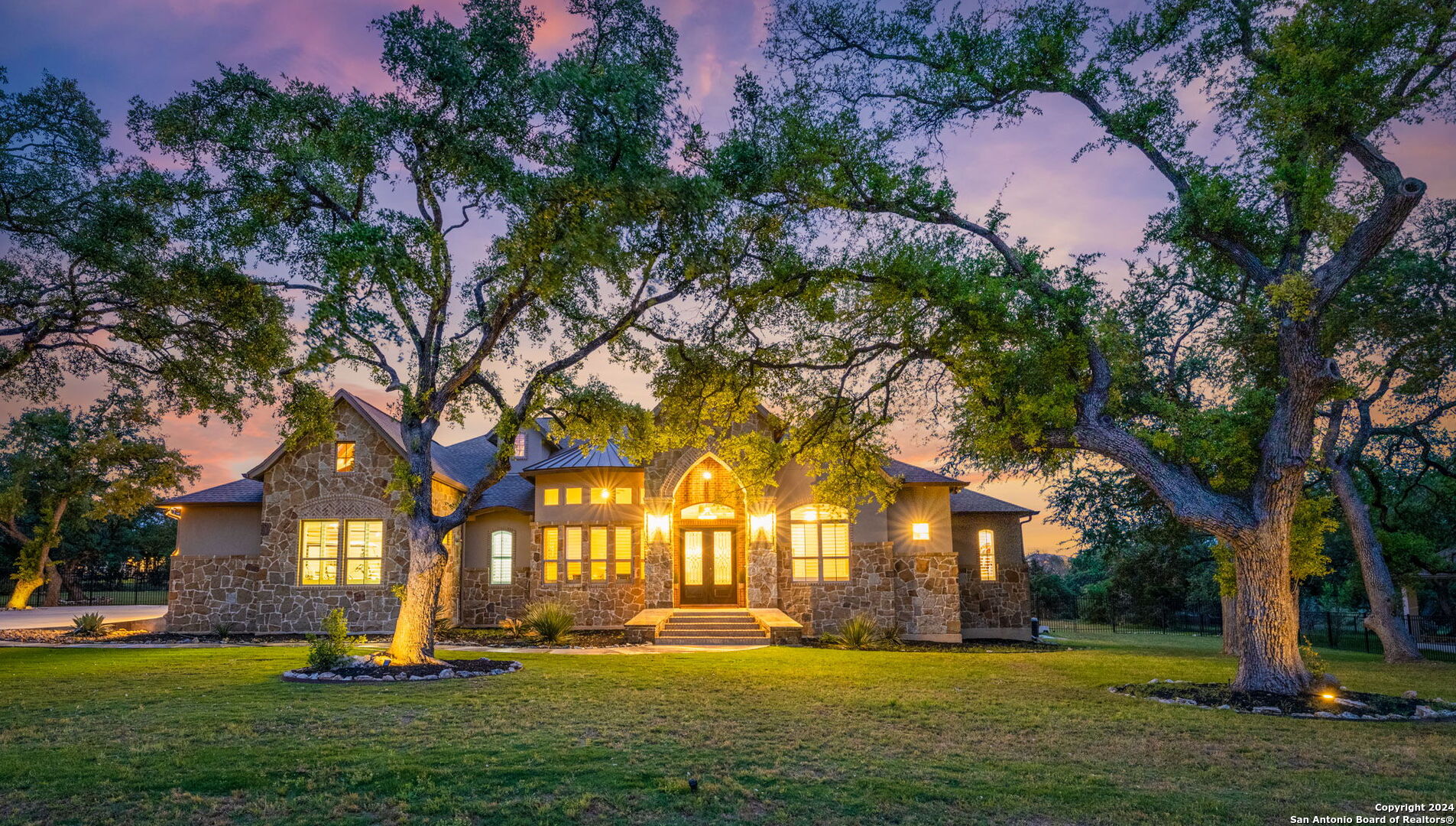 Photo of 1452 Decanter Dr in New Braunfels, TX