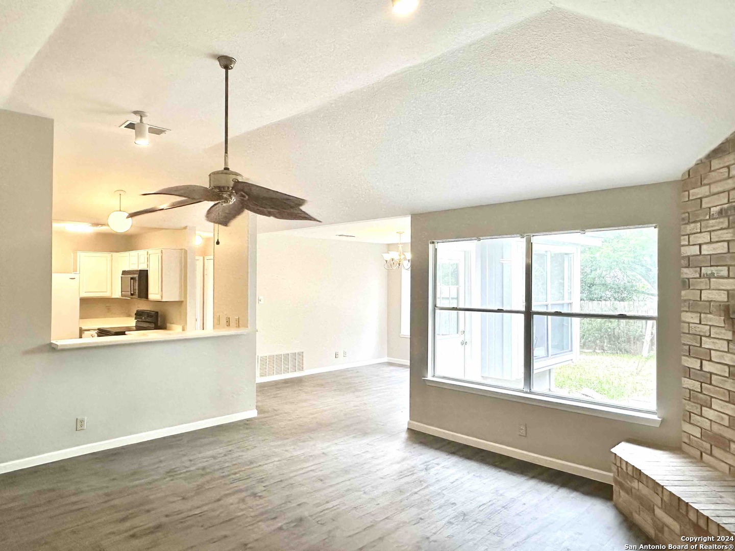 6119 BROADMEADOW, San Antonio, TX 78240