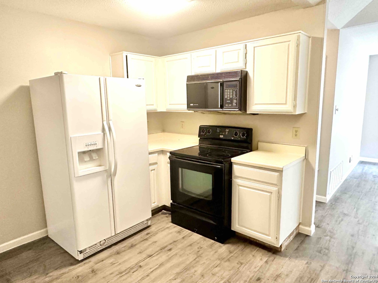 6119 BROADMEADOW, San Antonio, TX 78240