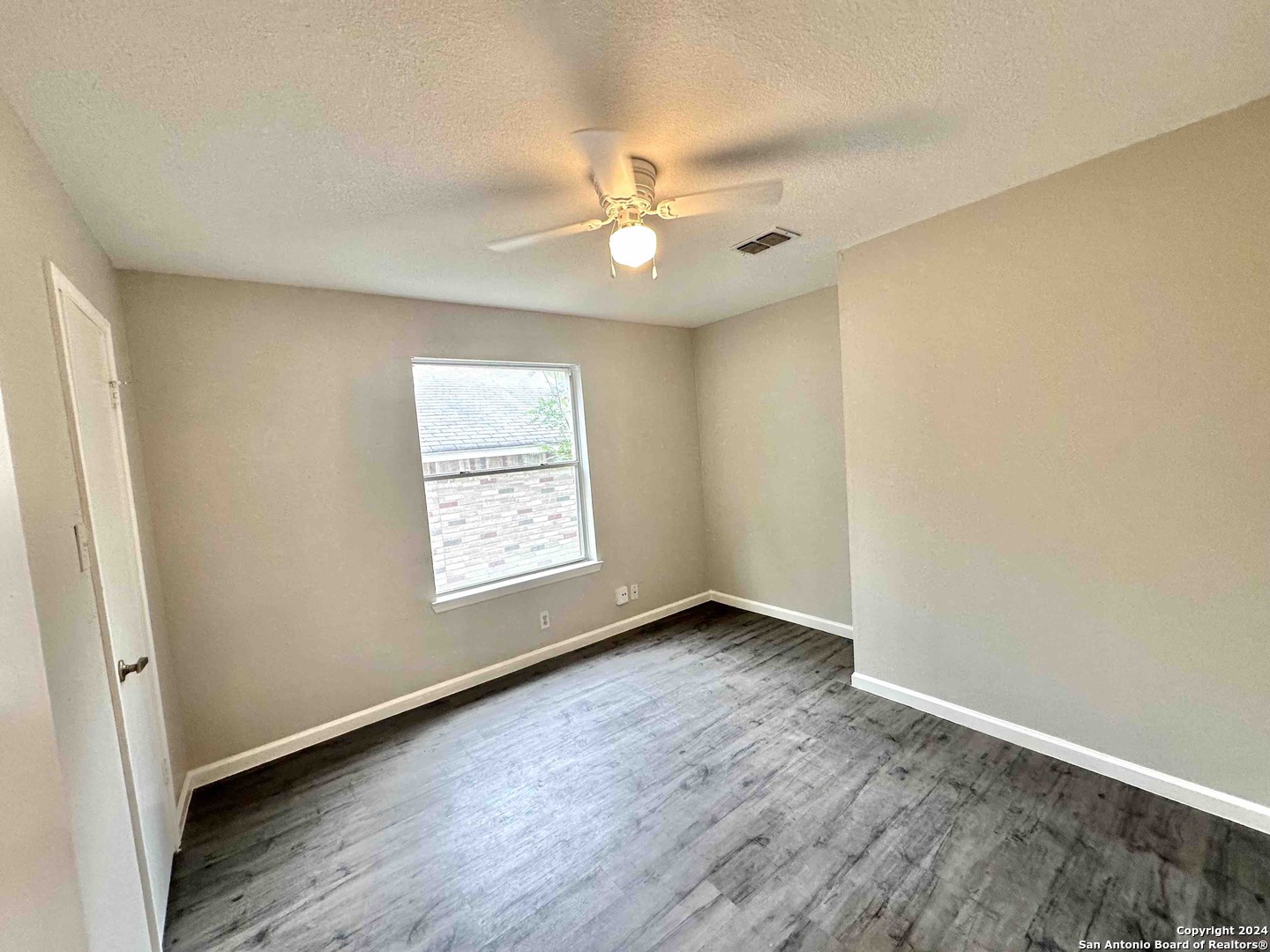 6119 BROADMEADOW, San Antonio, TX 78240