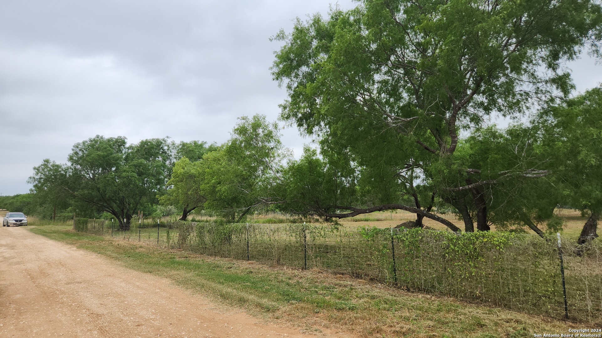 1848 County Road 2557 UNIT #4, Moore, TX 78057