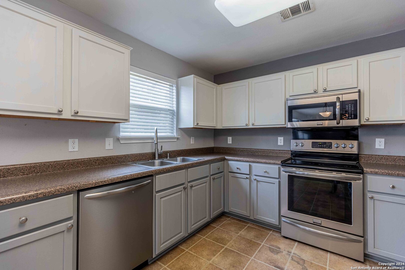4942 MACEY TRL, San Antonio, TX 78253