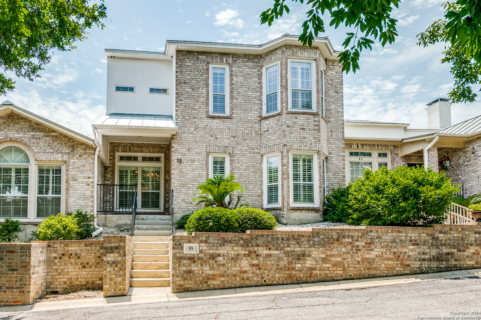 55 Oakwell Farms Pkwy
