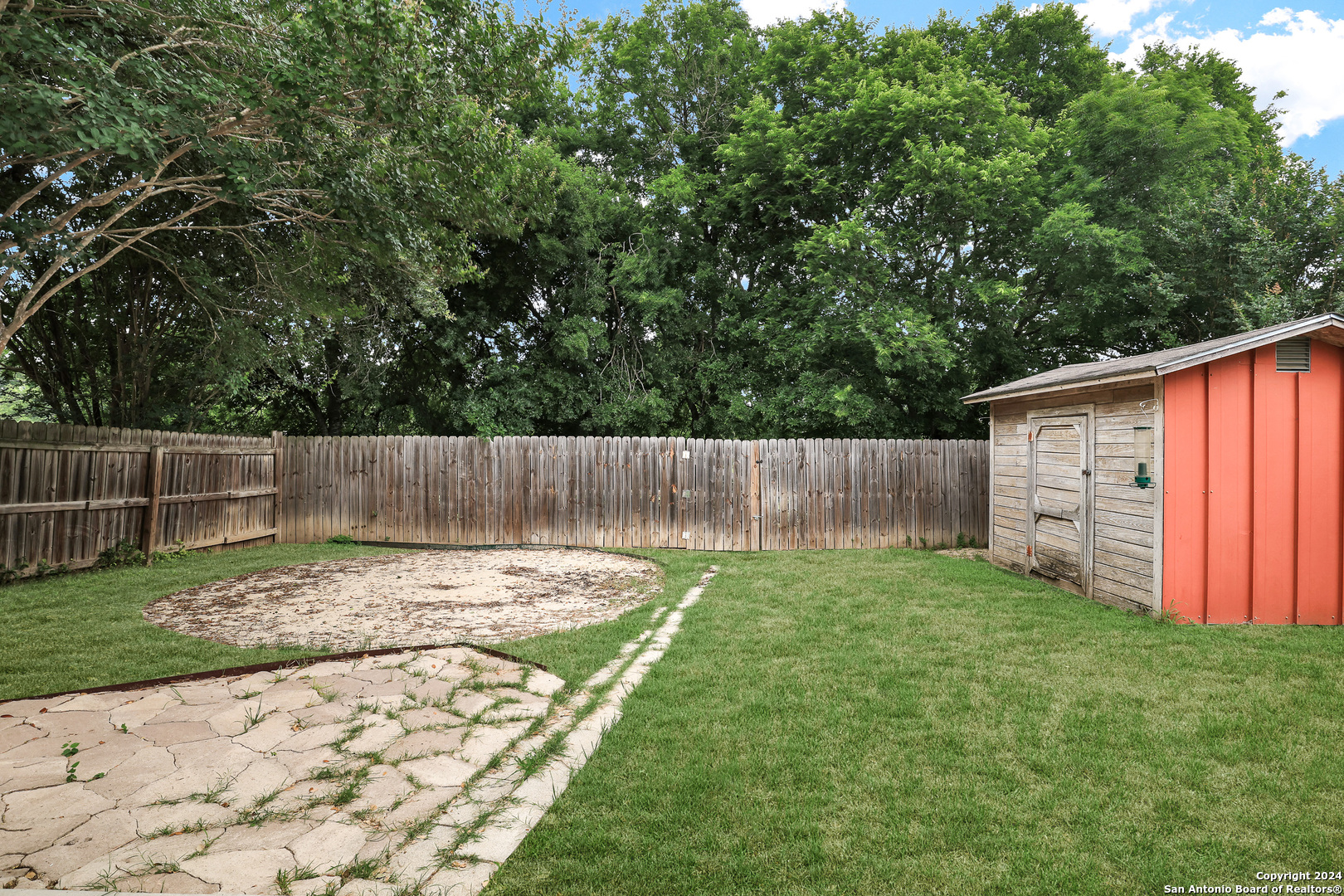 10238 MISSION CRK   Converse TX 78109