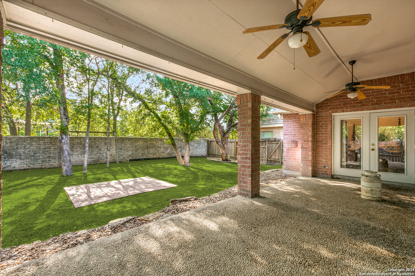10 OAKWELL FARMS PKWY   San Antonio TX 78218-1780