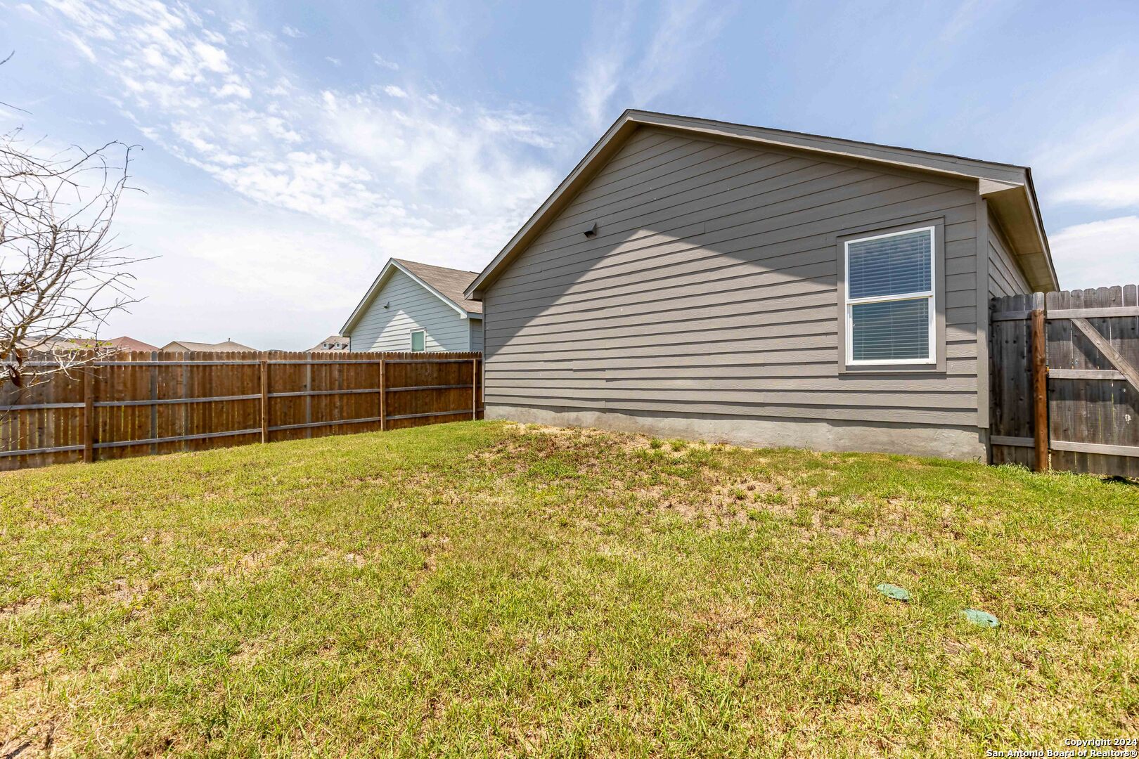 6562 Runaway Row   Converse TX 78109