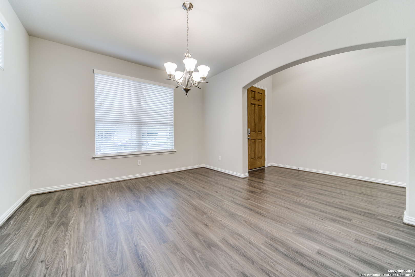 213 ASPEN DR, Boerne, TX 78006
