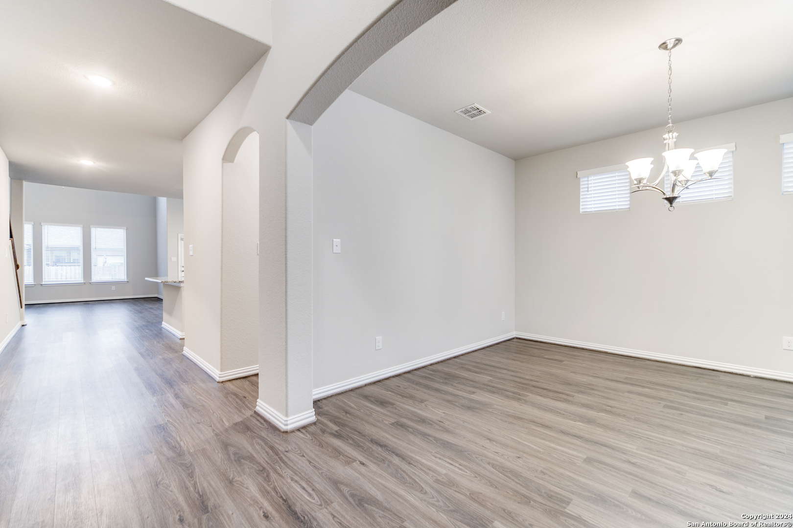 213 ASPEN DR, Boerne, TX 78006