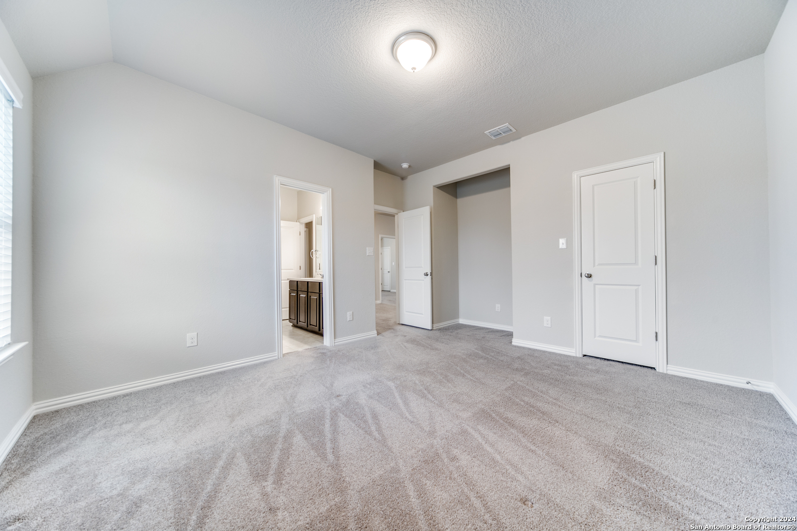 213 ASPEN DR, Boerne, TX 78006