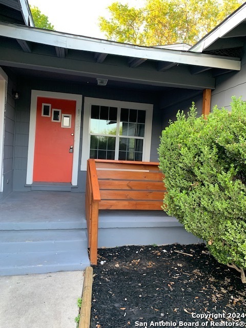 1505 Donaldson Ave Listing Cover Image