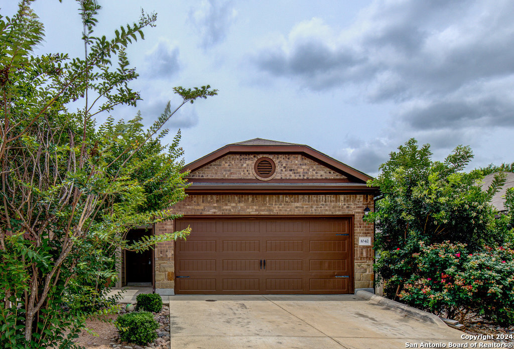 Property photo for 1042 CAROLYN CV, New Braunfels, TX