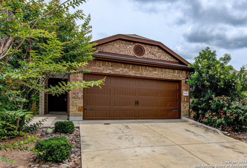 1042 CAROLYN CV, New Braunfels, TX 78130