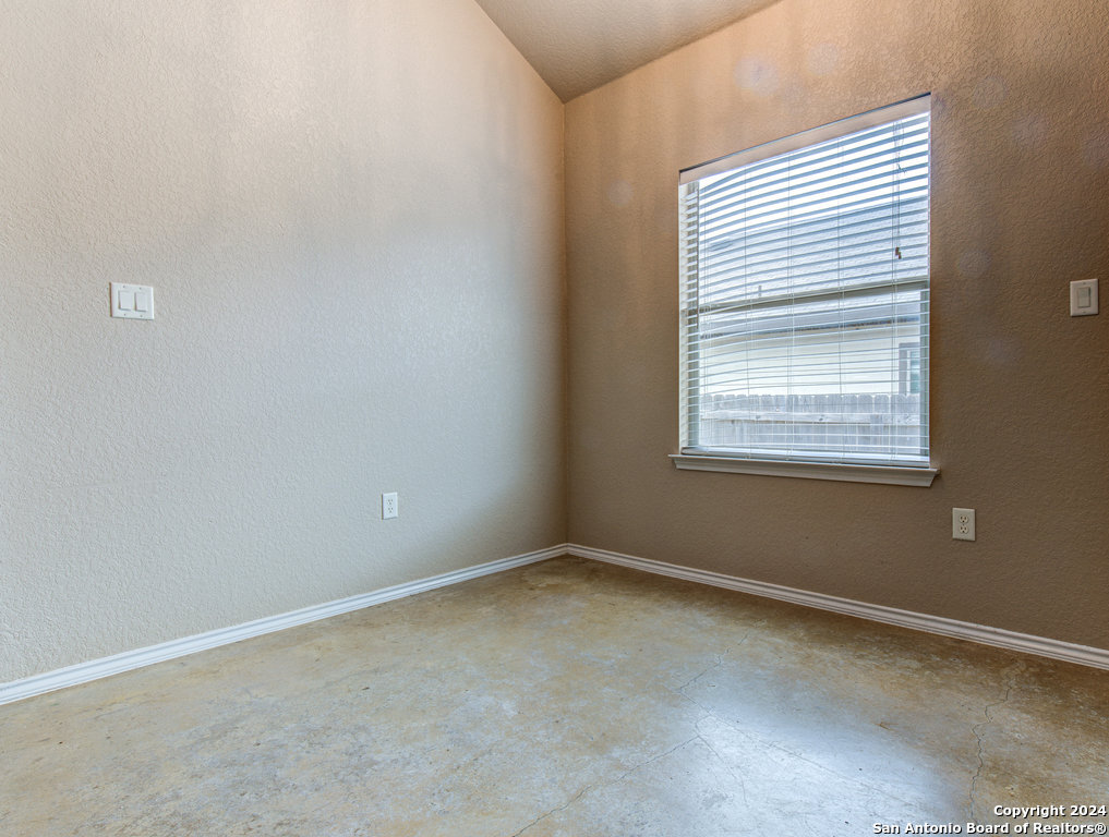 1042 CAROLYN CV, New Braunfels, TX 78130