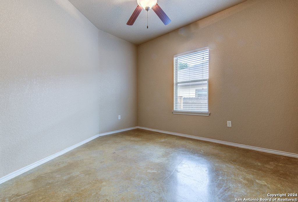 1042 CAROLYN CV, New Braunfels, TX 78130