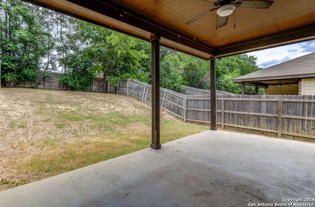 1042 CAROLYN CV, New Braunfels, TX 78130