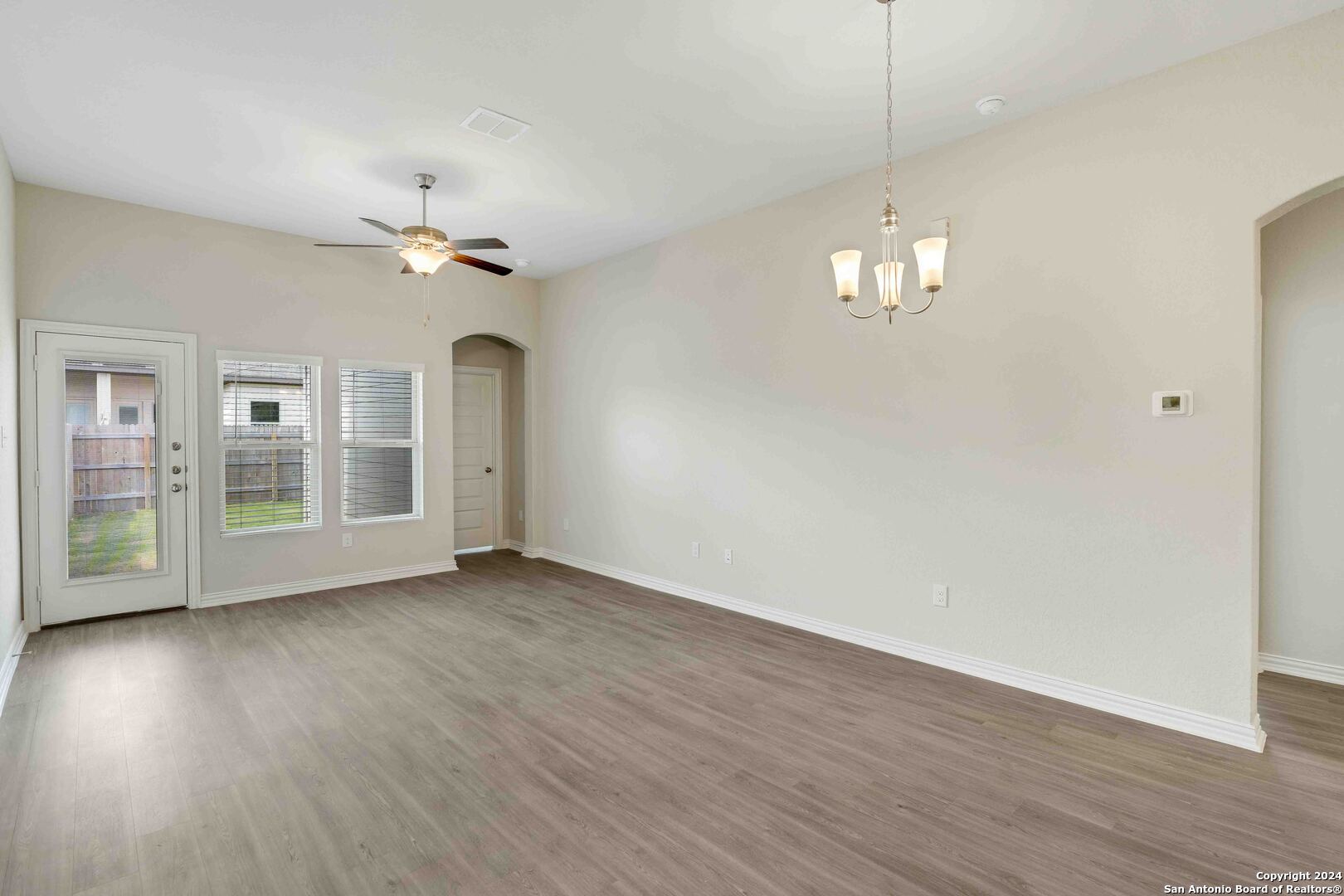 9318 Frio Landing, Converse, TX 78109