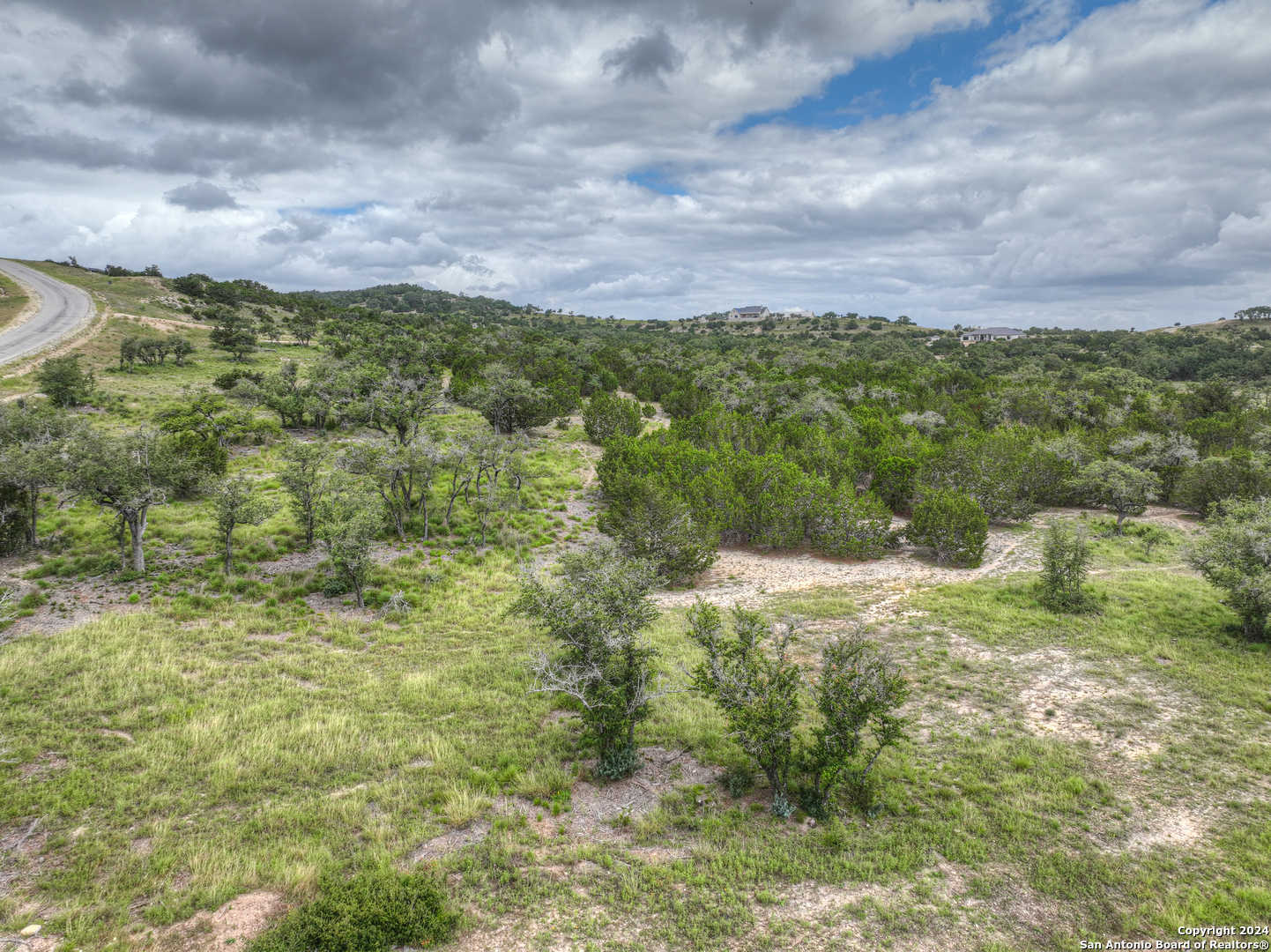 85 Majestic hills, Blanco, TX 78606