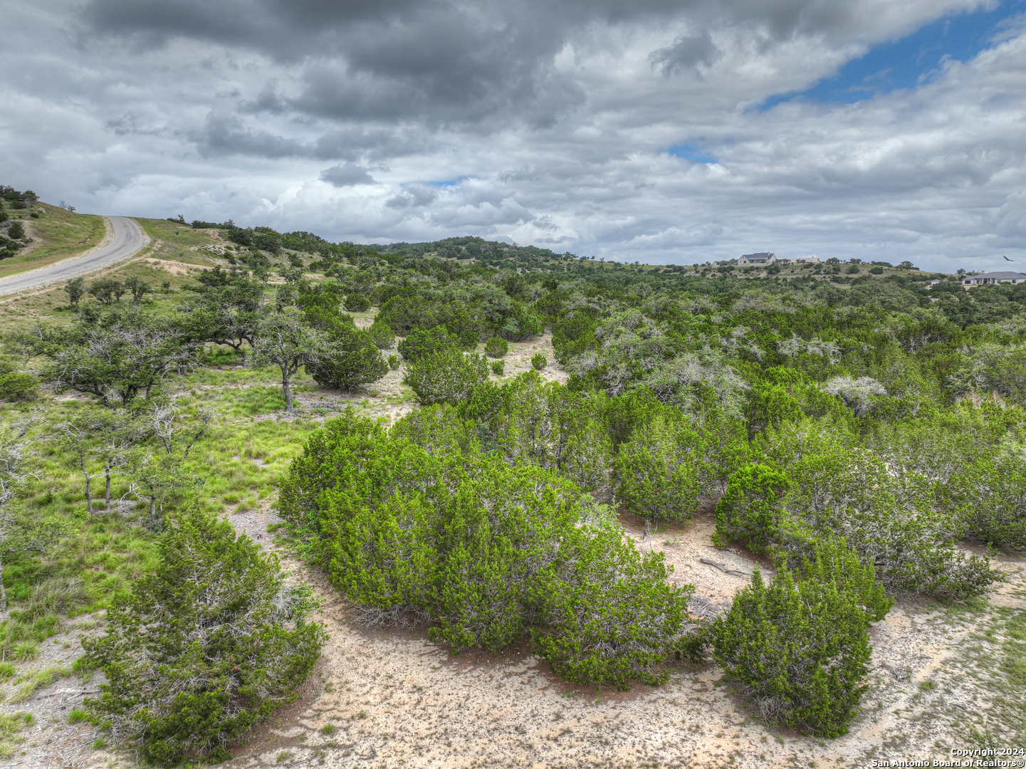 85 Majestic hills, Blanco, TX 78606