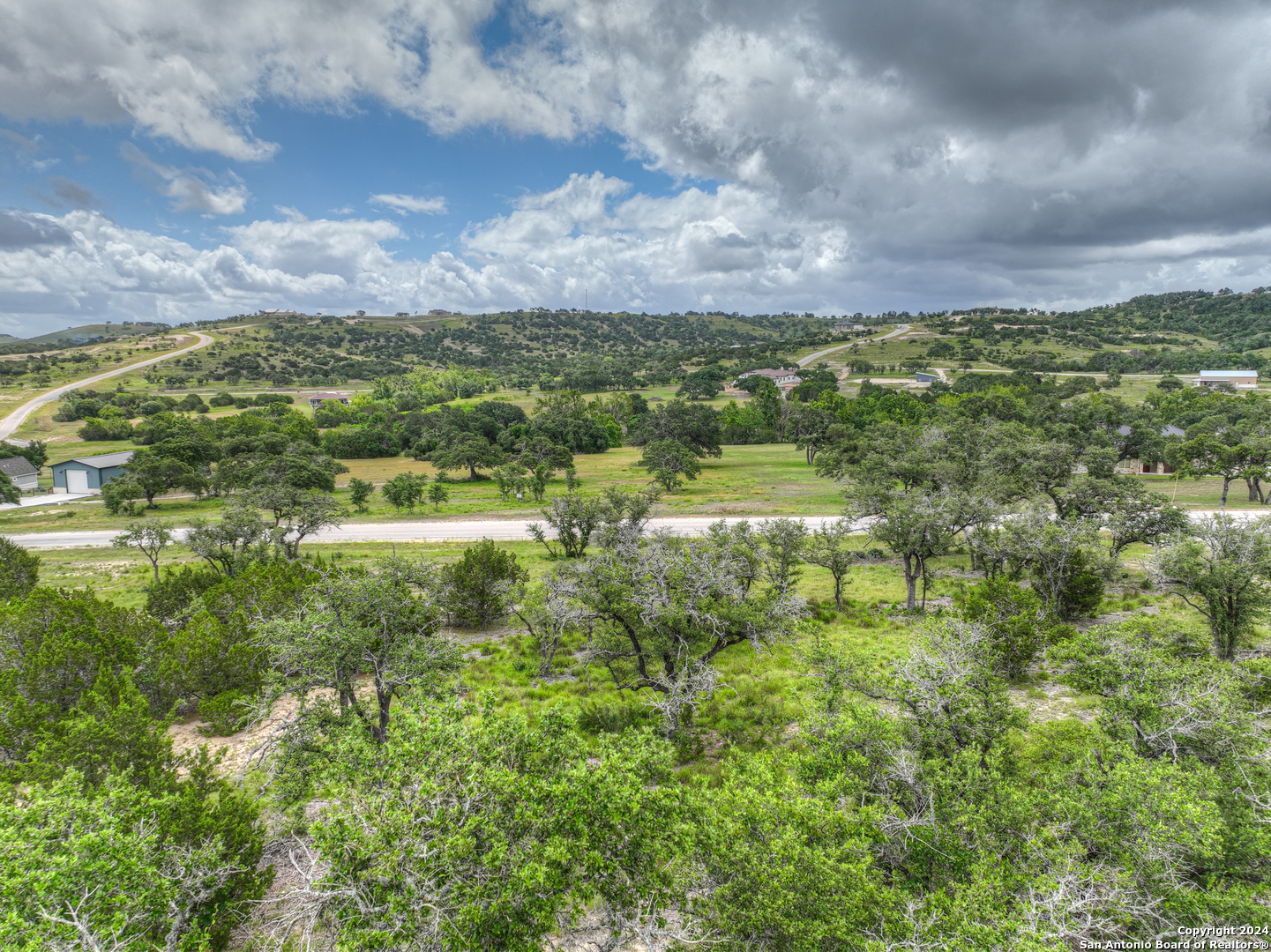 85 Majestic hills, Blanco, TX 78606